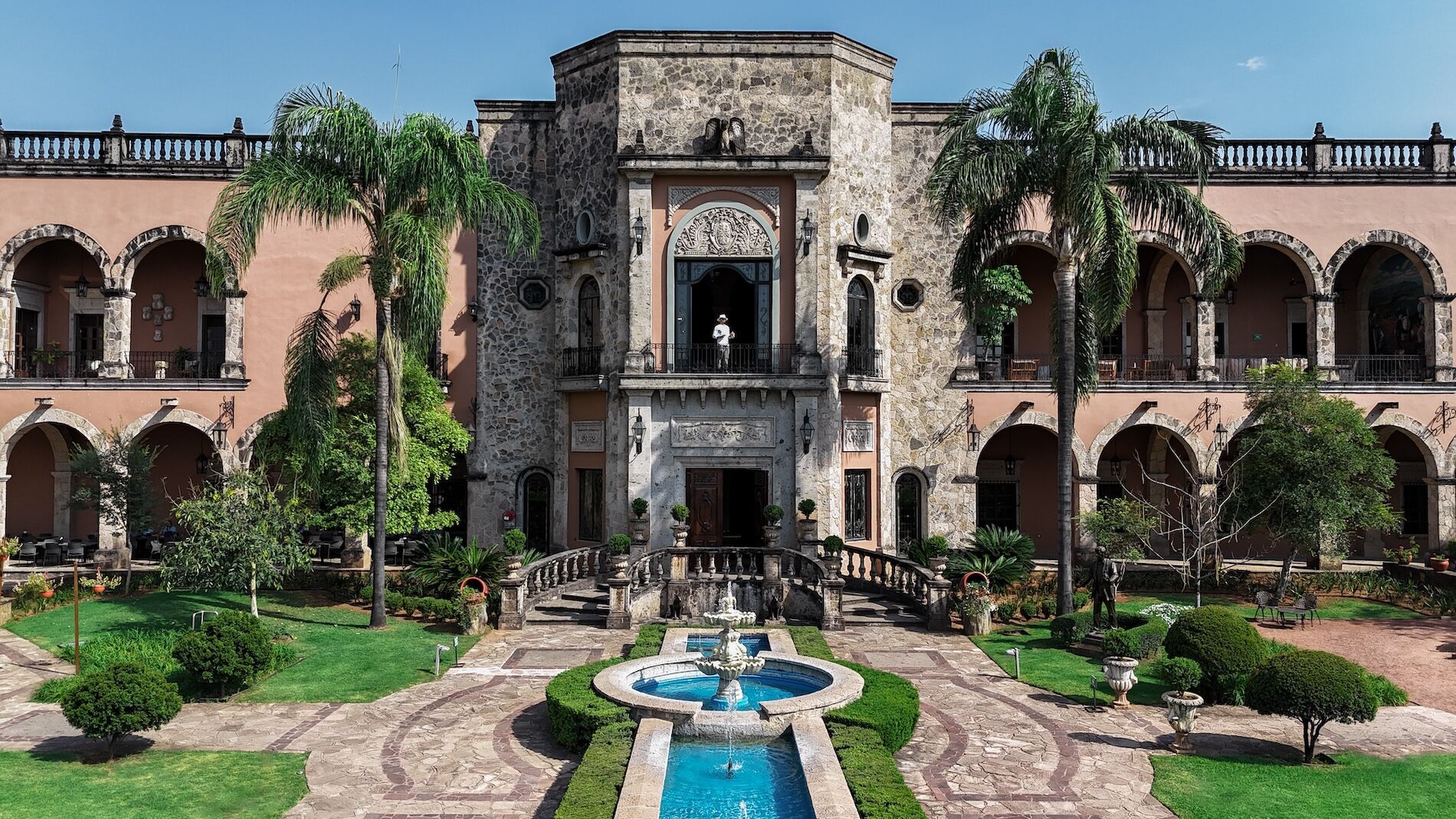 Patron Patrón tequila Haceinda jalisco mexico headquarters Samir Mourani Steven Branco